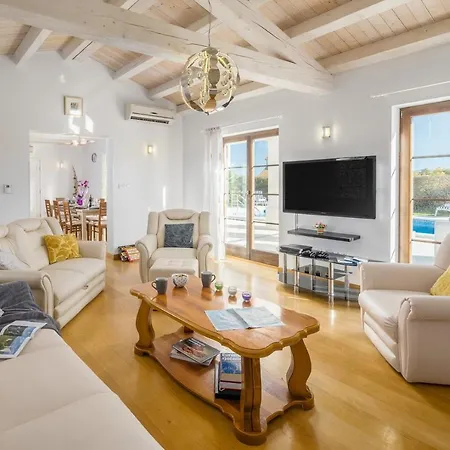 Kanco Villa *